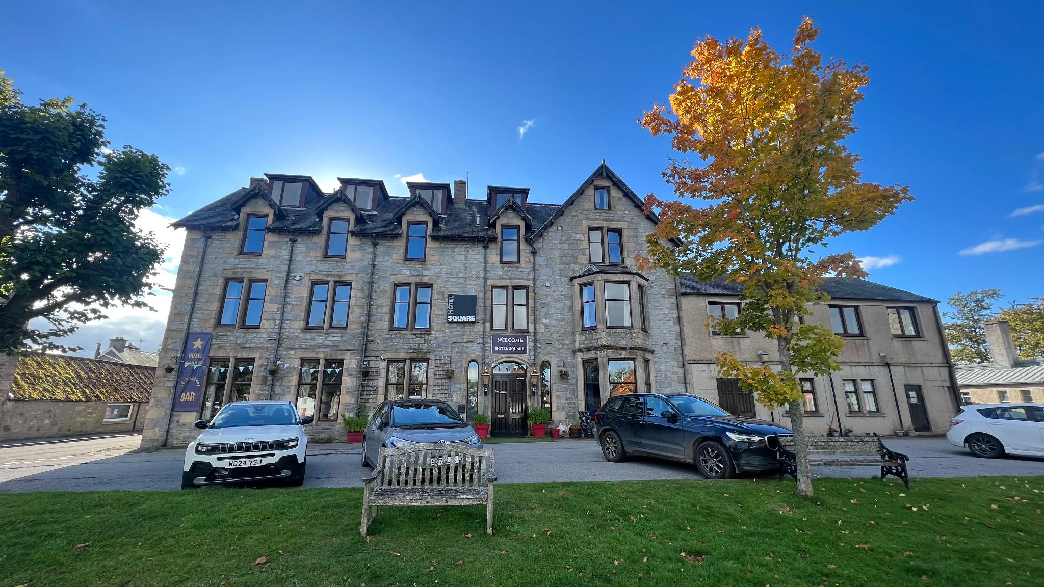 Hotel Square Hotel Square