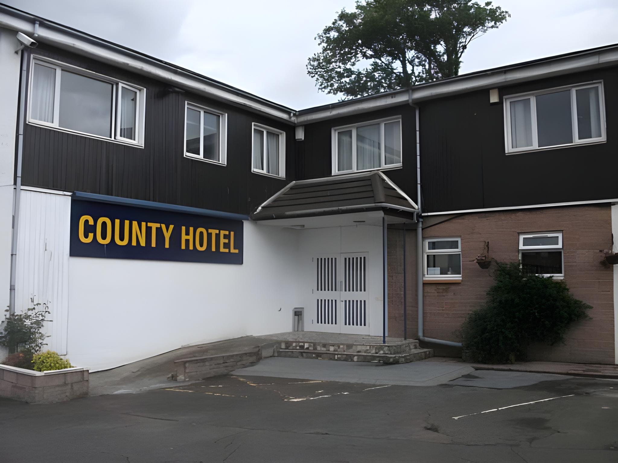 โรงแรมเดอะ เคาน์ตี้