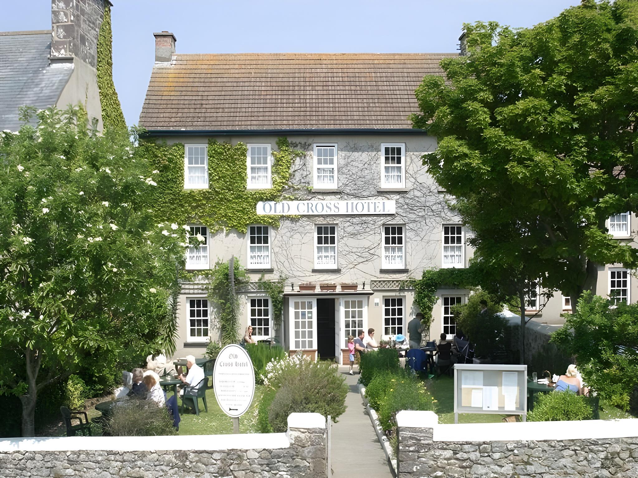 St. Davids Cross Hotel