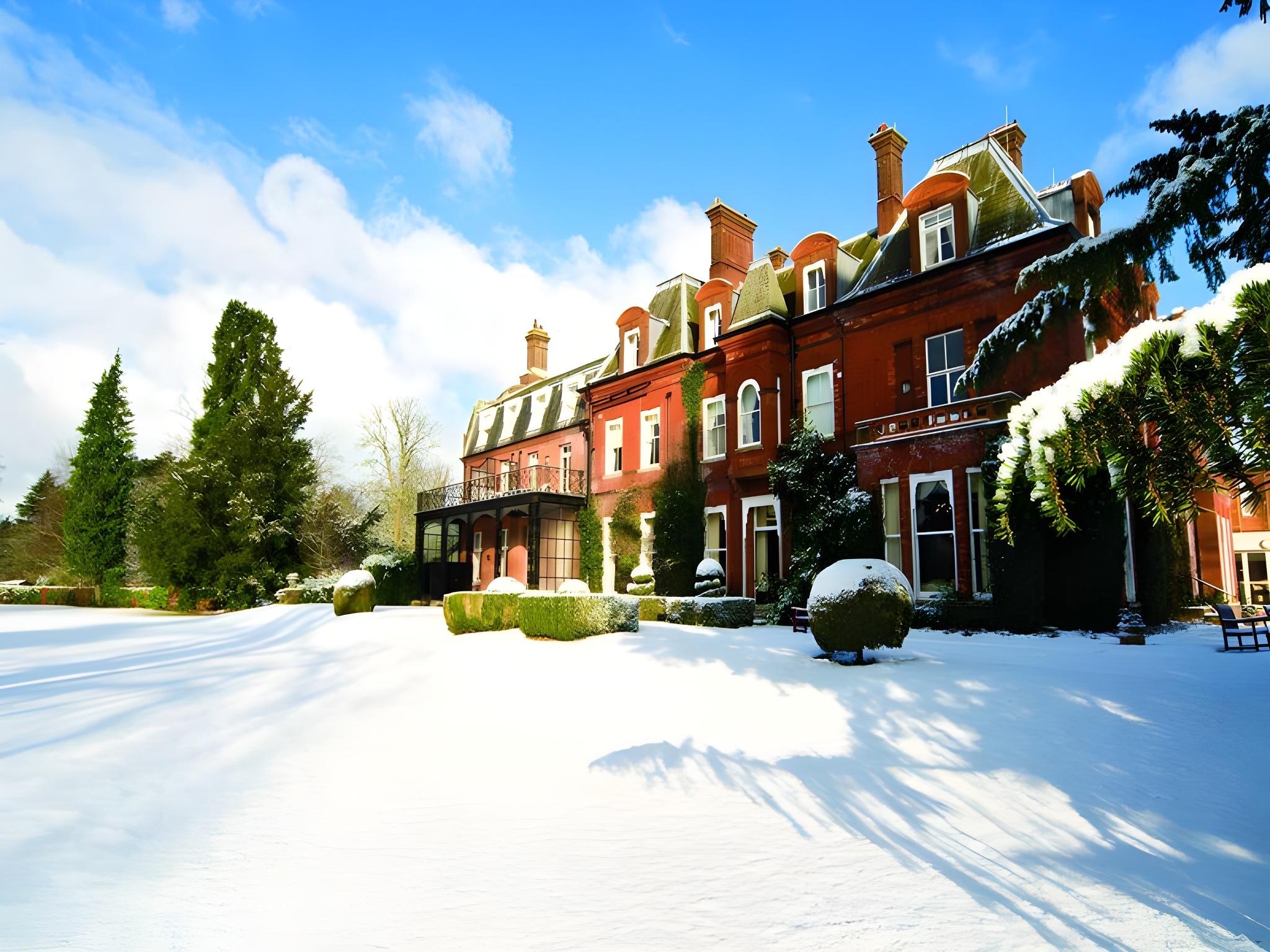 โรงแรม แชมป์นียส์ ทริง โรงแรม แชมป์นียส์ ทริง