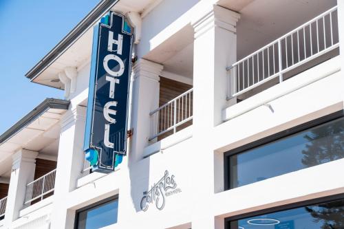 Cottesloe Beach Hotel