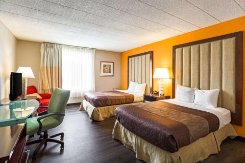Fairmount Inn & Suites -Stroudsburg, Poconos
