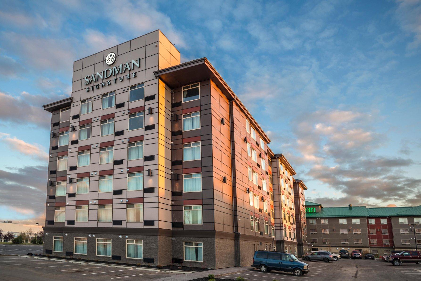 Sandman Signature Calgary Airport Hotel
