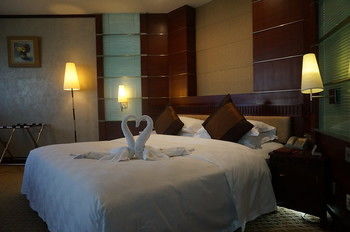 โรงแรมลักซ์มอน (ผู่ตง เซี่ยงไฮ้)