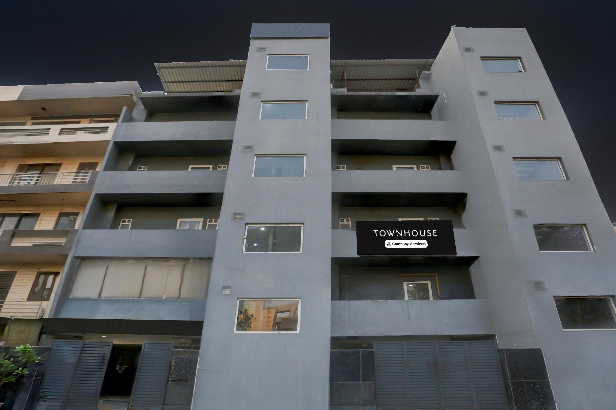 ซูเปอร์ ทาวน์เฮาส์ ชาห์ดารา ใกล้ ยามุนา สปอร์ตส์ คอมเพล็กซ์ ฟอร์เมอร์ลี โฮเทล ไอโพเทล ซูเปอร์ ทาวน์เฮาส์ ชาห์ดารา ใกล้ ยามุนา สปอร์ตส์ คอมเพล็กซ์ ฟอร์เมอร์ลี โฮเทล ไอโพเทล