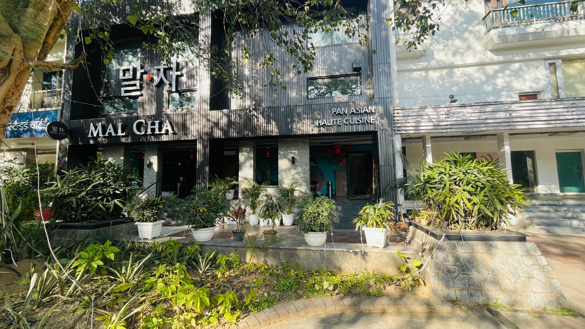 Saltstayz Select - Chanakyapuri Saltstayz Select - Chanakyapuri