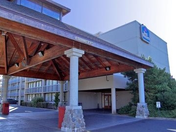 BEST WESTERN AGATE BEACH INN