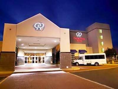 Doubletree Hotel Richmond Airport