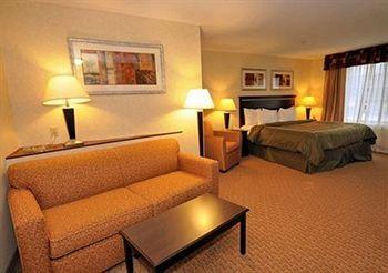 COMFORT SUITES MAHWAH