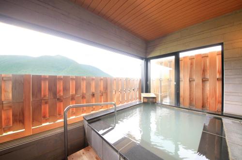 เท็นสุย ซารโย