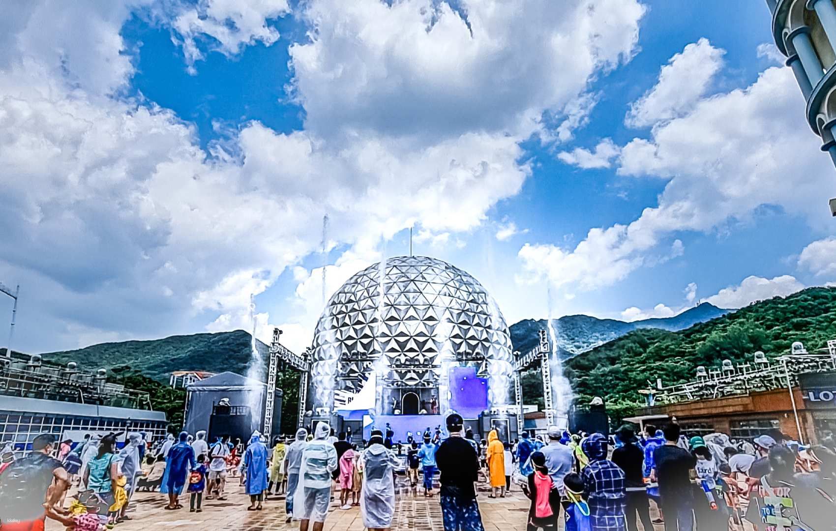Seoul Land Theme Park, Seoul Grand Park & Cable Car: Admission Ticket | South Korea