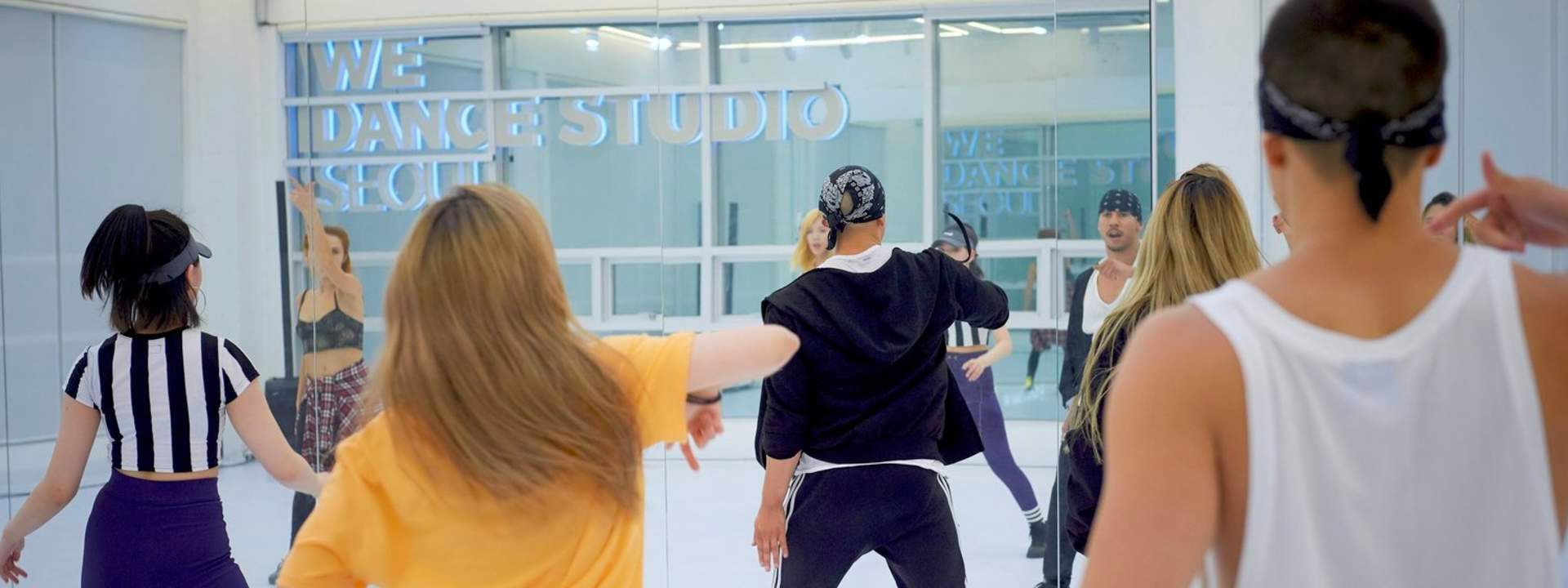 We Dance Studio K-pop Dance Class