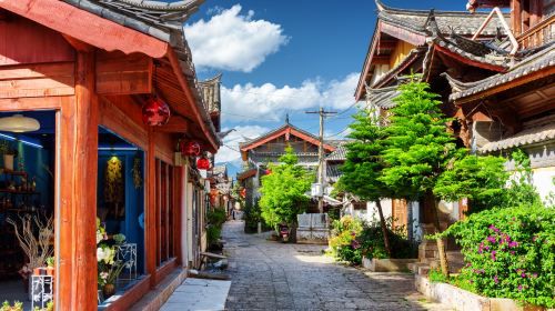 3-Day Lijiang Private Tour from Dali: Old Town of Lijiang, Yulong (Jade Dragon) Mountain, Hutiao Xia