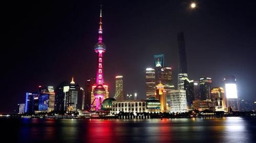 3-Hour Shanghai Night View: The Bund and Luxury Cruise on Huangpu River