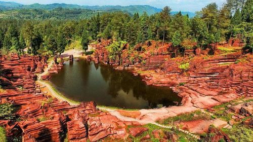 Day Tour for Furong Ancient Town and Red Stone Forest National Geological Park