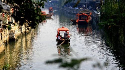 ทัวร์ส่วนตัวเมืองน้ำเฟิงจิงจากเซี่ยงไฮ้พร้อมตัวเลือกล่องเรือแม่น้ำหวงผู่