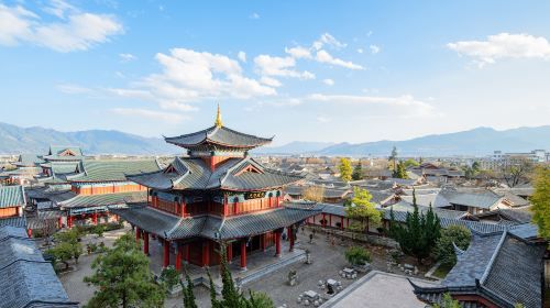 Flexible Lijiang City Highlights Private Day Tour with Lunch: Museum of Naxi Dongba Culture, Mufu Palace, Lijiang Lion Rock, Wangu Pavilion, Wenchang Palace, Black Dragon Pond Park