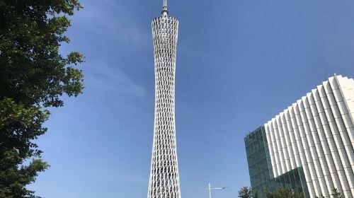 Guangzhou PM Private Tour: Canton Tower, Buffet Dinner, Cruise