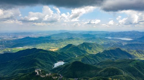 ทัวร์เดินขึ้นภูเขาม่อกาน (Mount Mogan) หนึ่งวันจากหางโจว