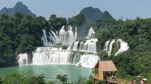 ทัวร์ส่วนตัววันเดียวน้ำตกเต๋อเทียนที่หนานหนิง