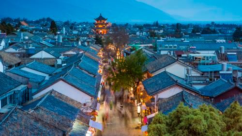 One Day Dali Highlights Tour: Xizhou Village, Erhai Lake and Dali Old Town