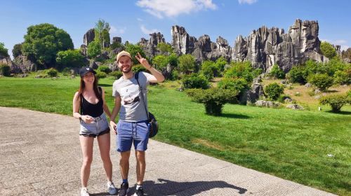 Private Day Tour in Kunming with Stone Forest & Jiuxiang Cave