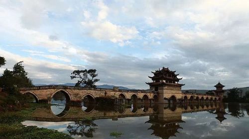 Private Day Tour to Jianshui Old Town from Kunming