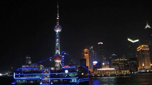 ทัวร์ส่วนตัว ล่องเรือแม่น้ำหวงผู และชมแสงสีเมืองเซี่ยงไฮ้ยามค่ำคืน
