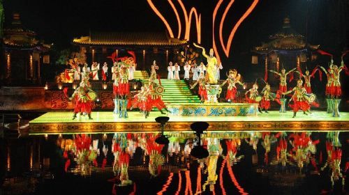 ทัวร์ชมกองทัพทหารดินเผา พร้อมชมการแสดงความรักนิรันดร์ ในตอนเย็น