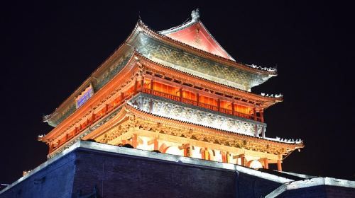 ทัวร์ชมเมืองซีอานยามเย็น ชมสถานที่สำคัญและสัมผัสประสบการณ์อาหารท้องถิ่น