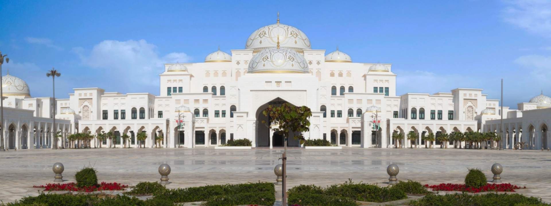 Abu Dhabi Day Tour from Dubai with Chinese-speaking Tour Guide