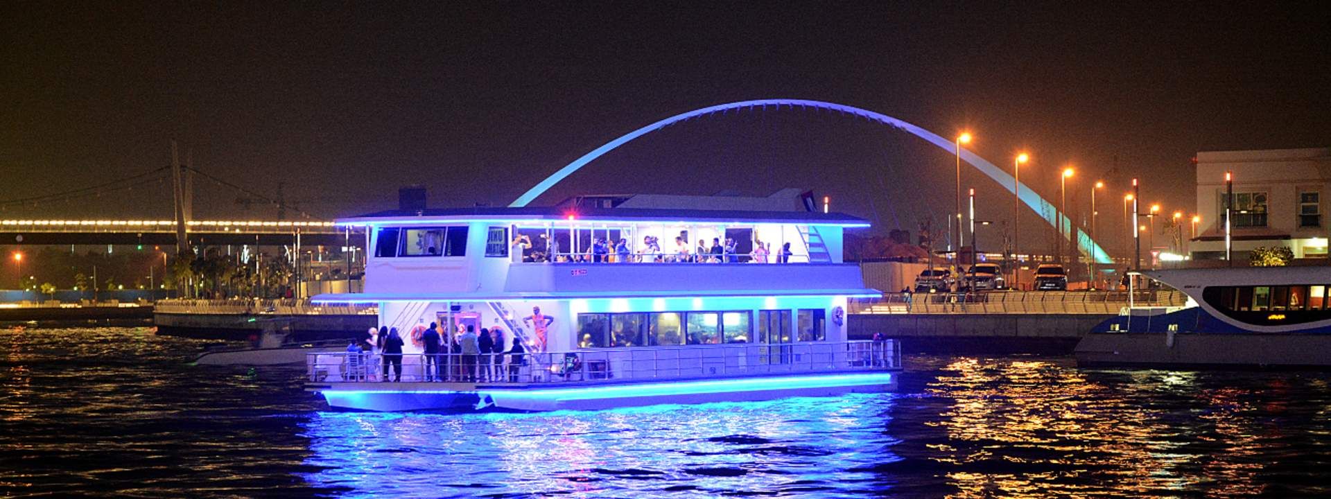 Catamaran Cruise Experience in Dubai