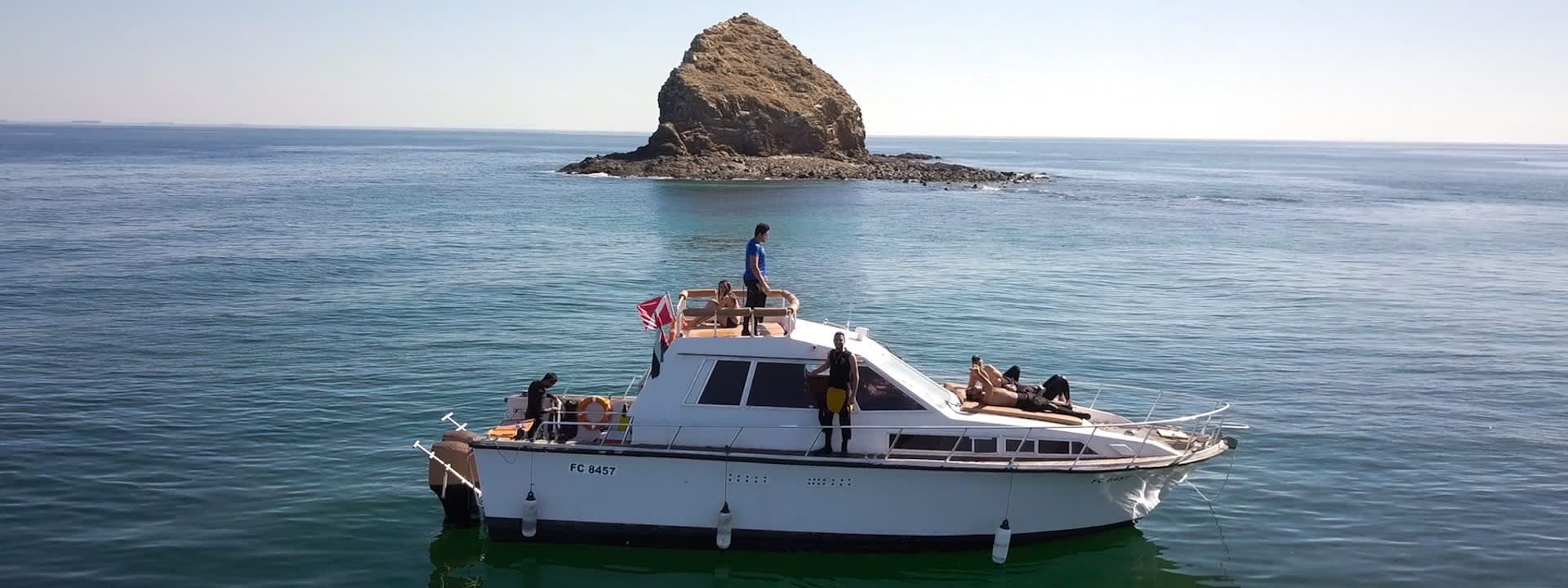 Fujairah Snorkeling Experience from Dubai
