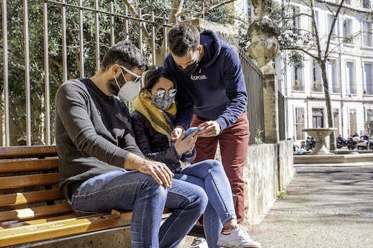 Historical investigation game in Paris