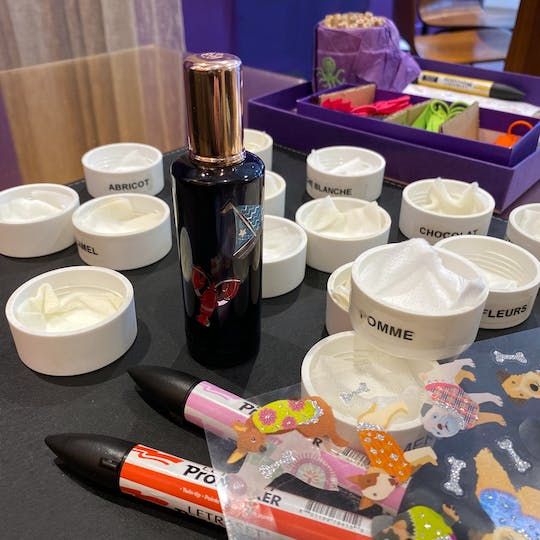 Le Petit Parfumeur workshop for kids at Molinard Grasse