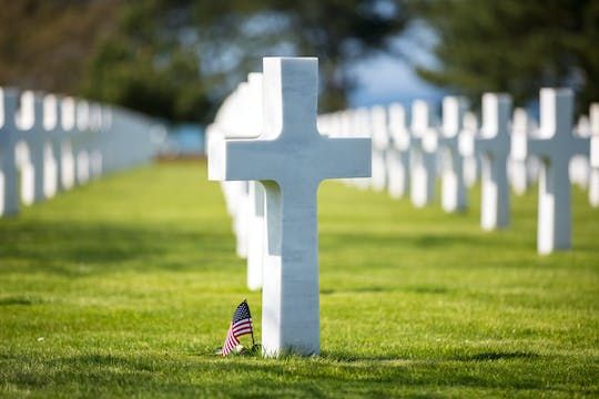 Normandy D-Day tour from Paris with Omaha Beach, American cemetery and cider tasting
