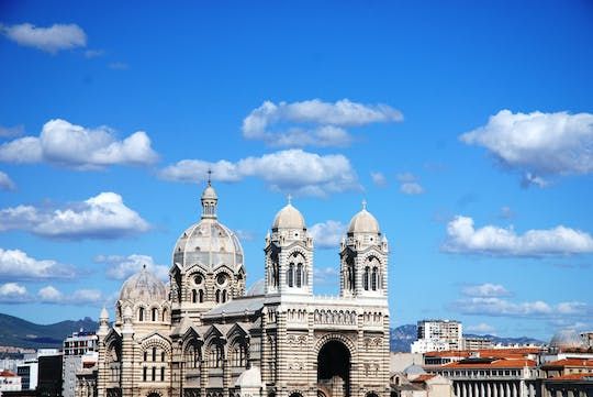 Panoramic tour of Cassis and Marseille