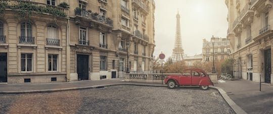 Private tour by night in vintage 2CV with champagne