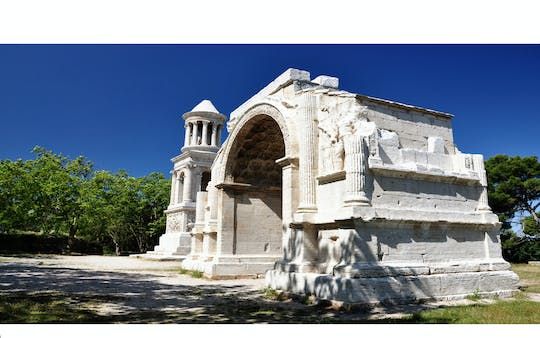 Saint Remy, Les Baux de Provence & Arles tour from Aix en Provence