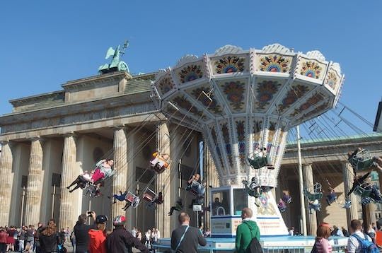 Guided bike tour from Berlin Zoo to Alexanderplatz