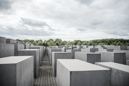 Private and personalized past and present experience in Berlin