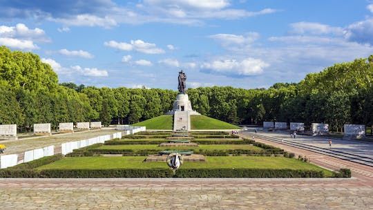 Private tour Soviet Berlin: The final battle and a new era