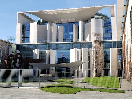 Private walking tour of Berlin's government district