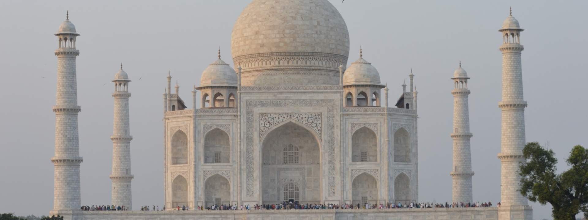 Agra, Mathura, and Vrindavan Day Tour from Delhi via Luxury Bus