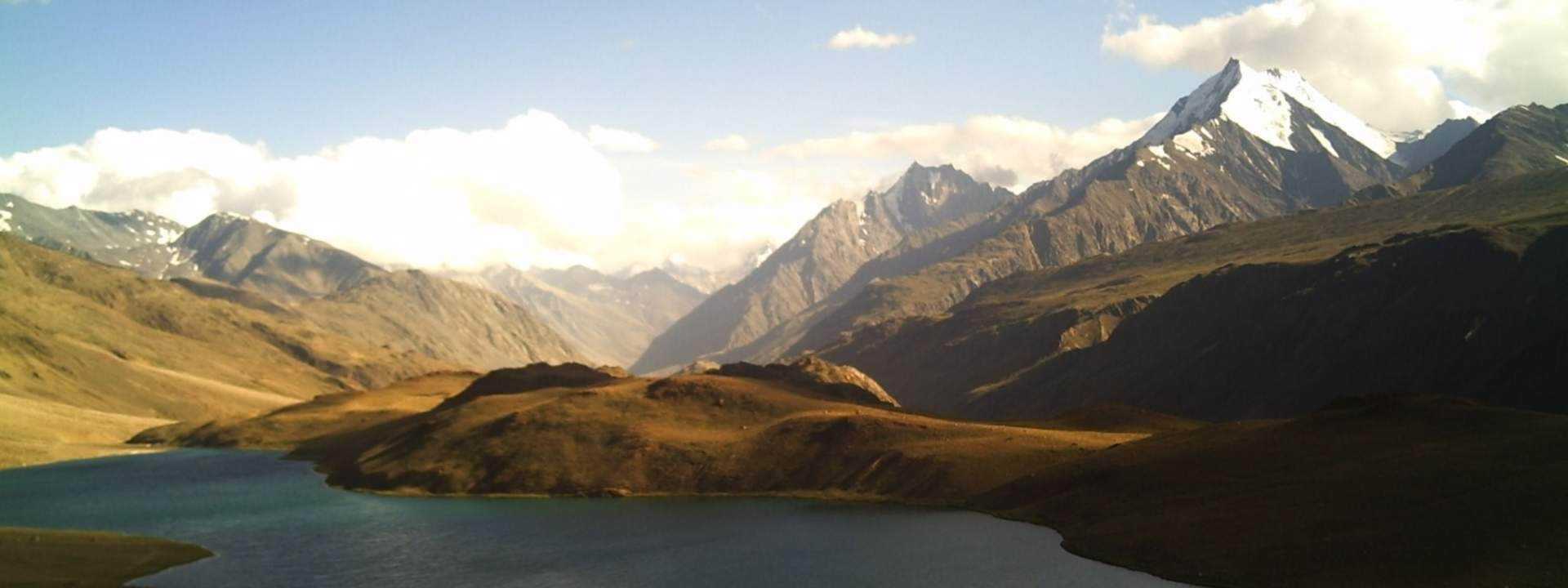 Chandratal and Kaza Jeep Safari with Photo Tour in Himachal Pradesh