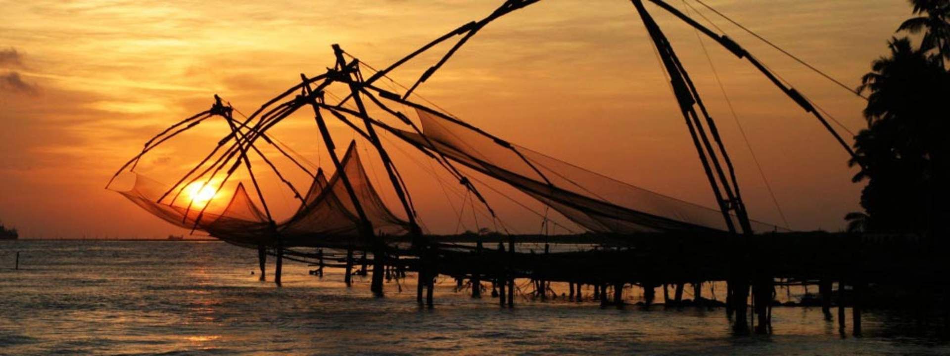 Highlights of Cochin with Ayurvedic Massage