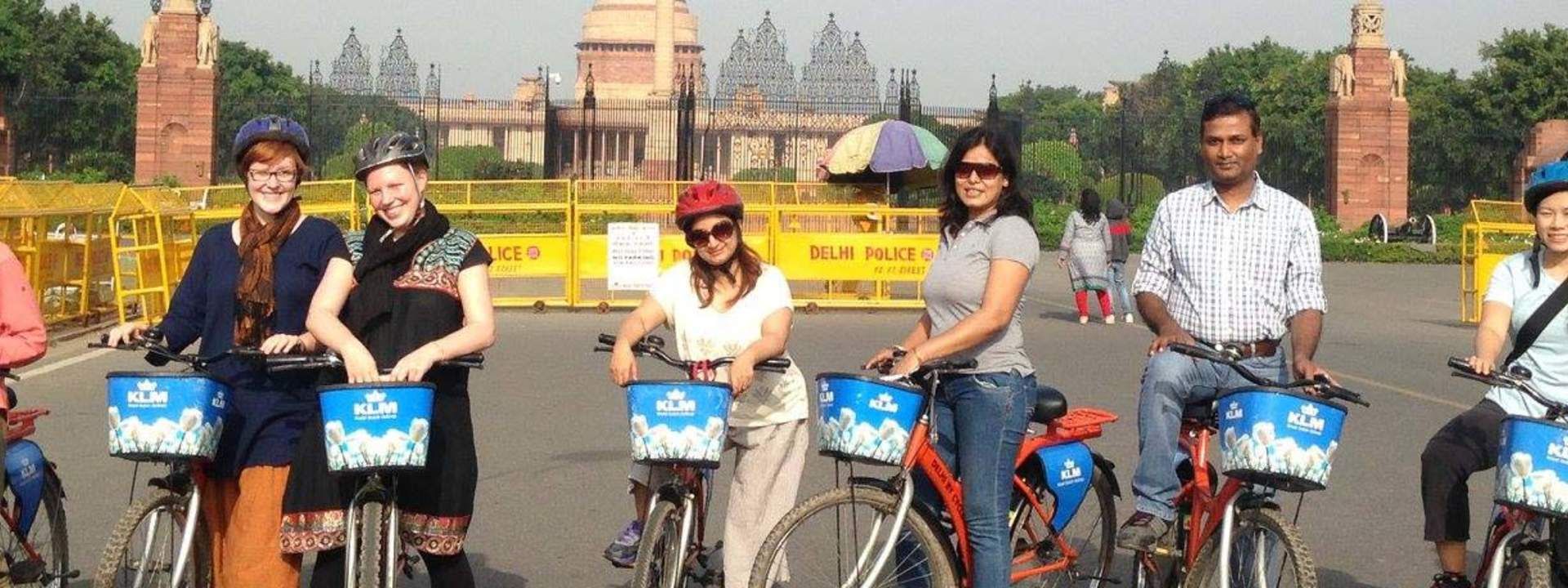 New Delhi Morning Cycling Tour