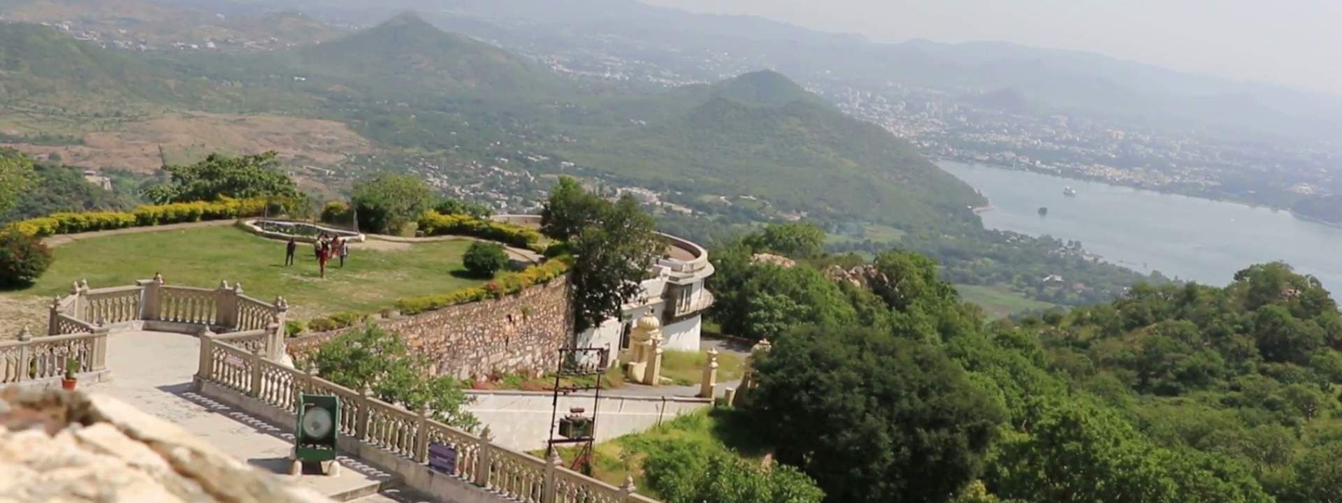 Udaipur Monsoon Palace Half Day Tour