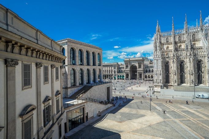 Half-day private and personalized walking tour of Milan
