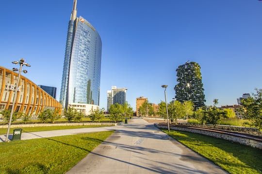Milan Instagram photo experience with a private local